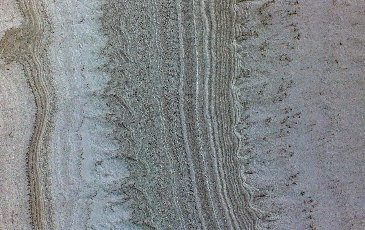 Mars Yörüngesinde Kozmik Buluşma: ESA'nın Mars Express'i NASA'nın Psyche Sondasını Selamladı