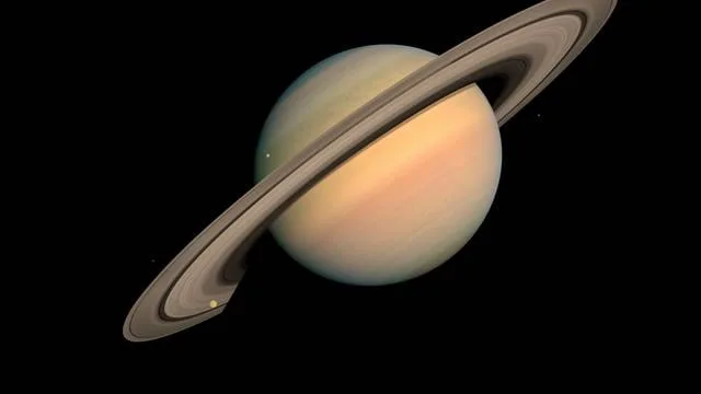Kozmik Bir Dev ile Randevu: Cassini’nin Satürn’e Unutulmaz Yaklaşımı